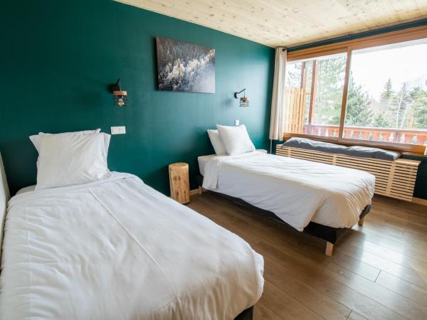 Hotel Les Lutins : photo 7 de la chambre chambre double - vue sur montagne