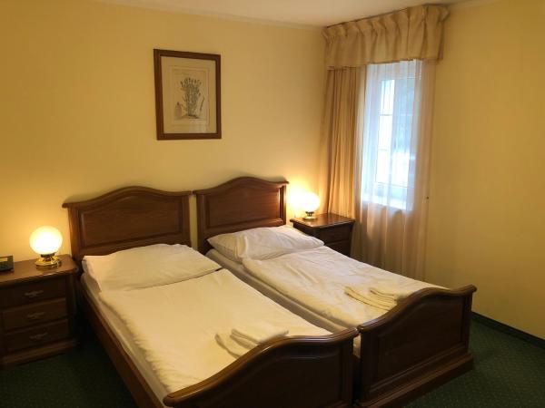 Hotel U Zámečku Cihelny : photo 3 de la chambre chambre lits jumeaux standard