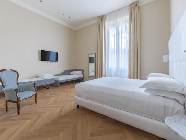 Hotel Ariele : photo 1 de la chambre chambre familiale