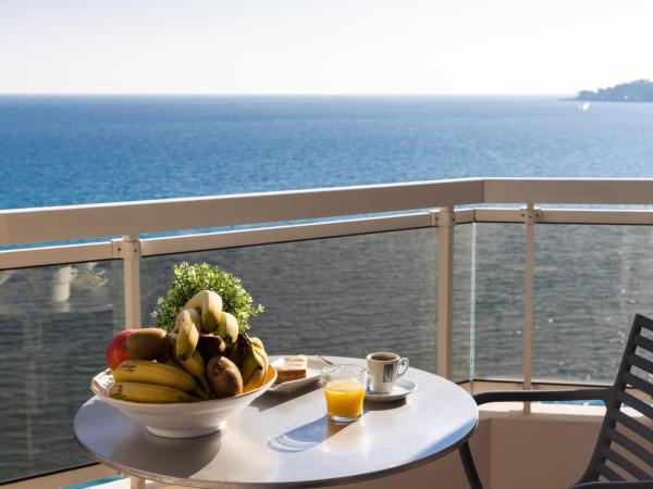 Hôtel Riva Art & Spa : photo 1 de la chambre chambre double avec terrasse - vue sur mer