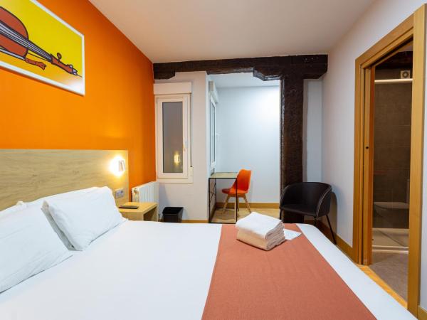 Casual Arriaga : photo 4 de la chambre chambre double