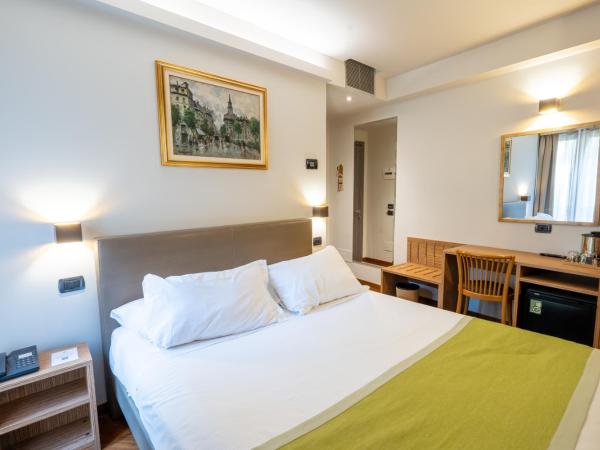 Hotel Regina : photo 3 de la chambre chambre double Économique