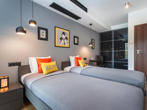 InPoint Apartments G13 near Old Town & Kazimierz : photo 4 de la chambre appartement 3 chambres avec 2 salles de bains et balcon