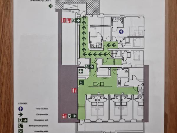 SMITH PLACE HOTEL : photo 8 de la chambre chambre familiale avec salle de bains