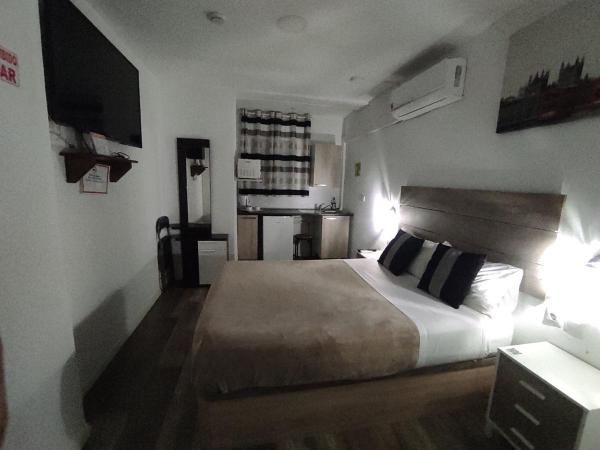 hostal olozaga : photo 7 de la chambre chambre double deluxe avec douche