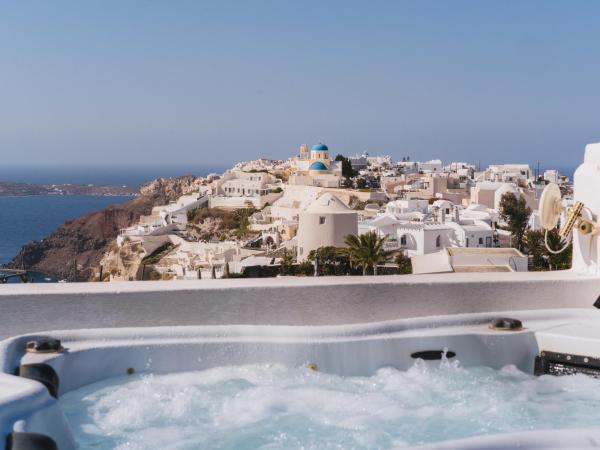 Aspa Villas : photo 9 de la chambre appartement supérieur avec terrasse et jacuzzi extérieur