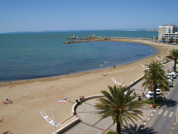 Hôtel Restaurant Splendid Camargue : photo 1 de la chambre chambre double ou lits jumeaux - vue sur mer