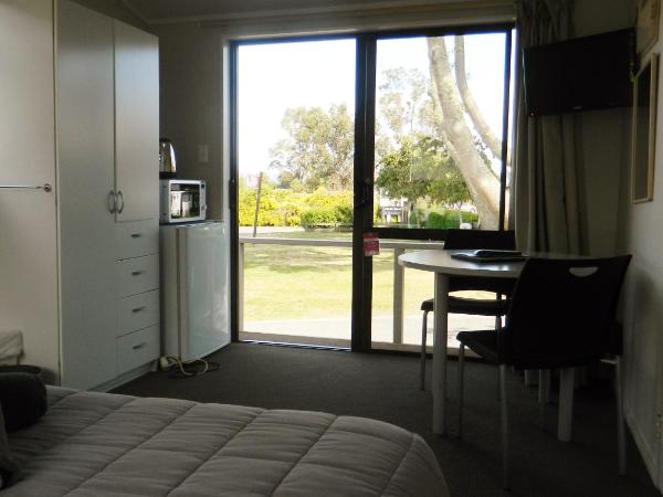 Taupo Debretts Spa Resort : photo 7 de la chambre chambre double basique avec salle de bains commune