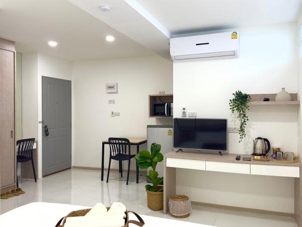 Darin Chiangmai Hotel and Residence : photo 2 de la chambre chambre lit king-size supérieure