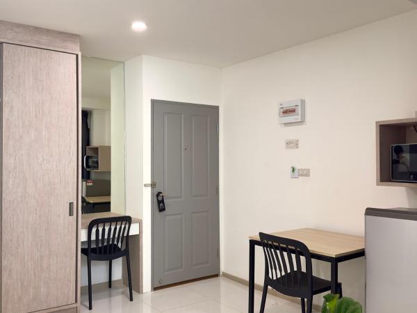 Darin Chiangmai Hotel and Residence : photo 3 de la chambre chambre lit king-size supérieure