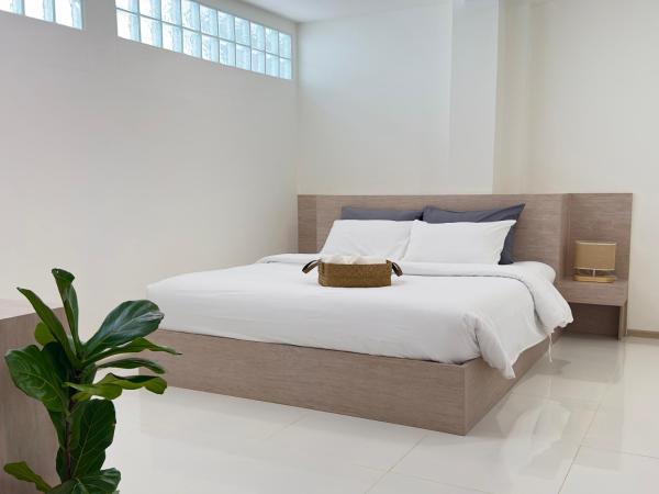 Darin Chiangmai Hotel and Residence : photo 4 de la chambre chambre lit king-size supérieure