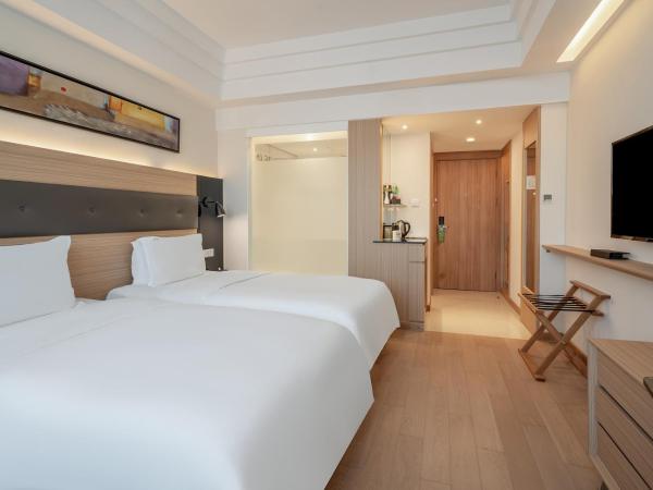 Holiday Inn Shanghai Hongqiao Central, an IHG Hotel : photo 2 de la chambre chambre lits jumeaux standard