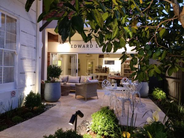 Edward Lodge New Fam : photo 7 de la chambre premium twin room/triple