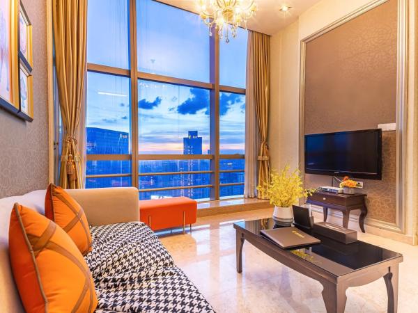 WAIFIDEN Guangzhou Grand View Golden Palace Apartment - Free shuttle bus during the Canton Fair : photo 2 de la chambre suite double affaires