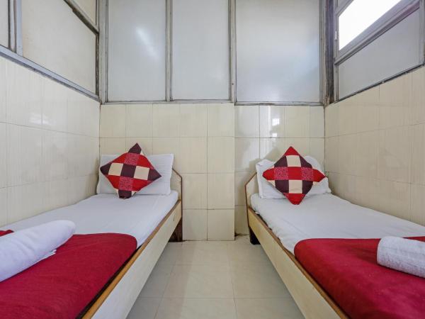 Terminus Hotel Bandra : photo 1 de la chambre chambre double standard avec salle de bains commune