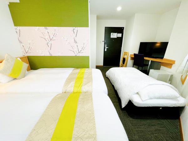 Eins.Inn Umeda Higashi : photo 1 de la chambre compact triple room - non-smoking