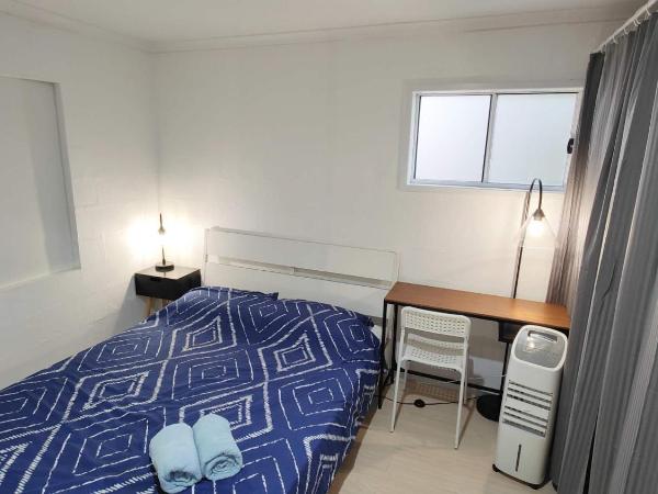 72 on NEWNHAM : photo 6 de la chambre chambre lit queen-size