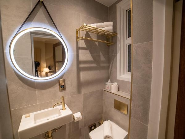 Burlington House : photo 4 de la chambre chambre double standard avec salle de bains