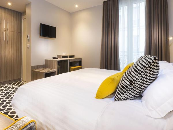 Hôtel International Paris : photo 10 de la chambre chambre double ou lits jumeaux supérieure