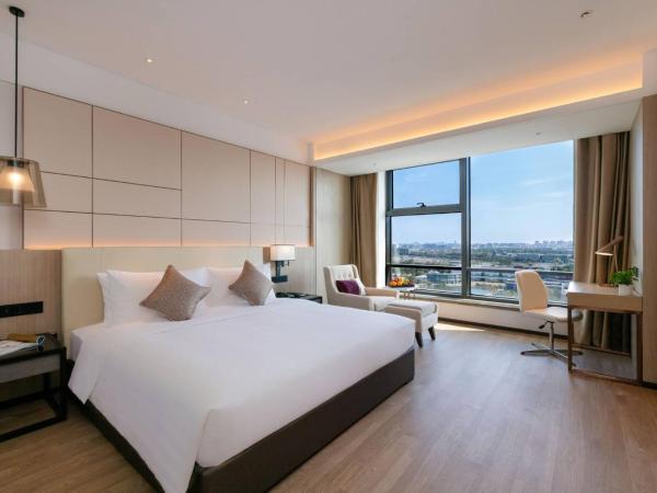 Kew Green Hotel Hongqiao Shanghai : photo 1 de la chambre chambre king standard avec vue sur ville