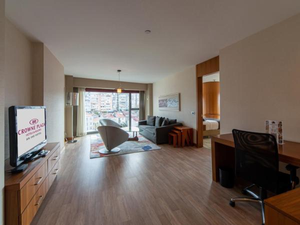 Crowne Plaza Istanbul Harbiye, an IHG Hotel : photo 2 de la chambre suite 1 chambre