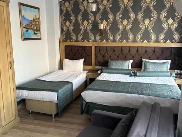 Blue Tuana Hotel Old City : photo 2 de la chambre chambre familiale