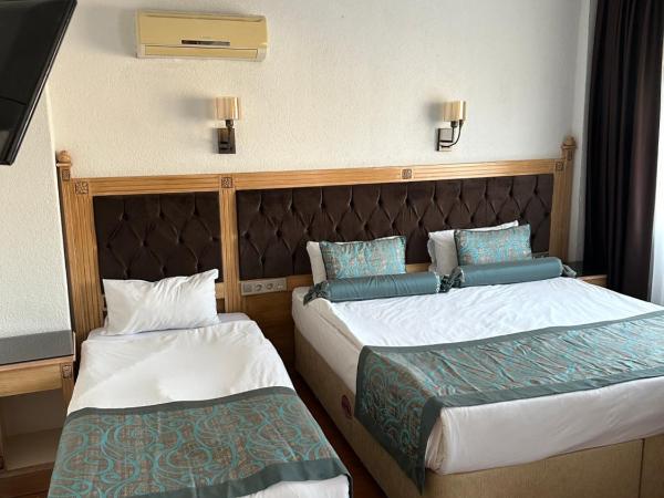 Blue Tuana Hotel : photo 8 de la chambre chambre familiale