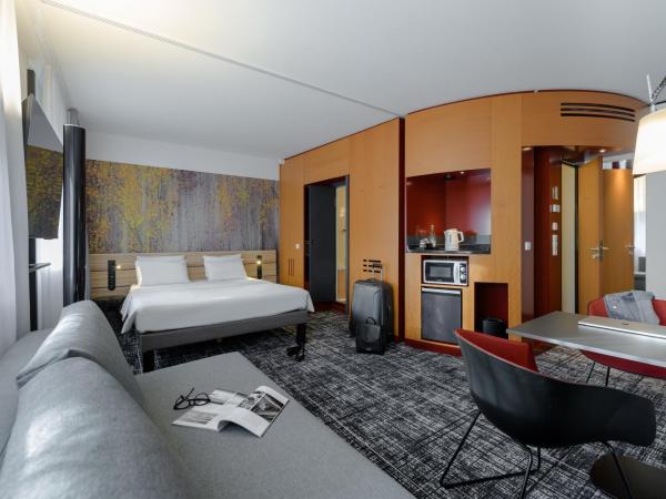 Novotel Suites München Parkstadt Schwabing : photo 7 de la chambre suite supérieure 