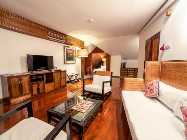 Villa Samadhi by Samadhi Age 12 and Above Only : photo 3 de la chambre the loft (with living room and private pool)