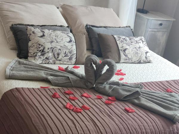 L'Antre d'Eux : photo 1 de la chambre chambre double deluxe avec douche