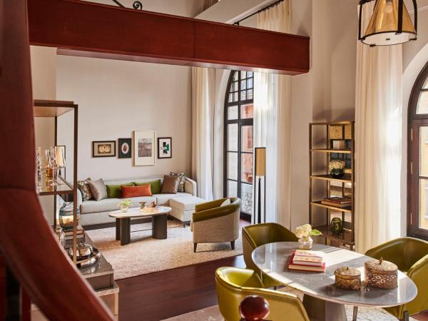 Four Seasons Hotel Istanbul at Sultanahmet : photo 3 de la chambre suite 1 chambre lit king-size beyzade