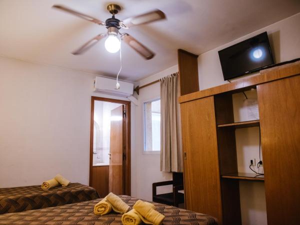 Hotel Pacífico : photo 4 de la chambre chambre familiale standard