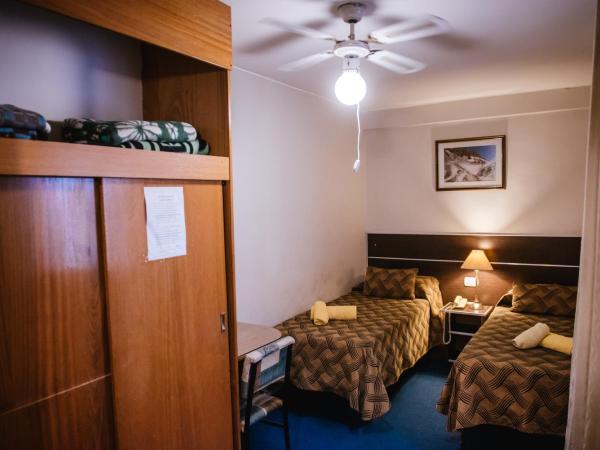 Hotel Pacífico : photo 9 de la chambre chambre familiale standard