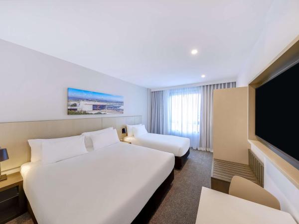 Travelodge Hotel Sydney Airport : photo 3 de la chambre chambre triple