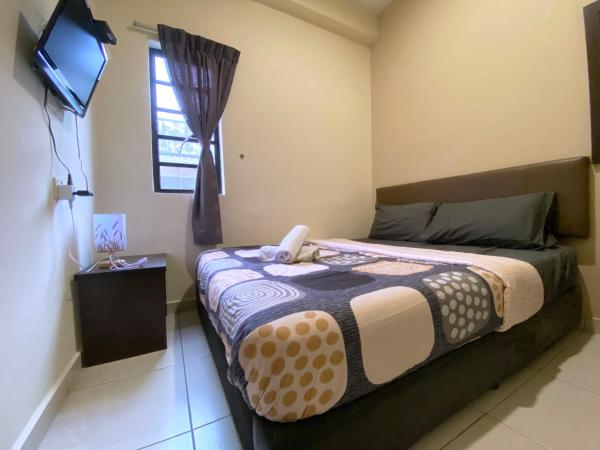 Ze Xiang Hotel - Desa Jaya Ikea Self Check in : photo 1 de la chambre chambre standard lit queen-size