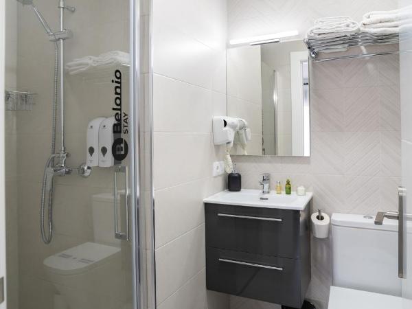 Stay Belonio : photo 8 de la chambre chambre triple avec balcon