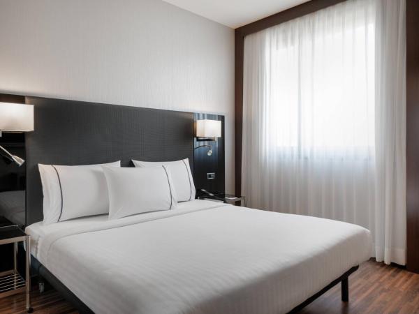 AC Hotel Milano by Marriott : photo 4 de la chambre chambre standard lit queen-size