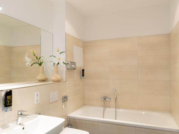 Luga Homes - Stadthaus : photo 8 de la chambre quadruple room 