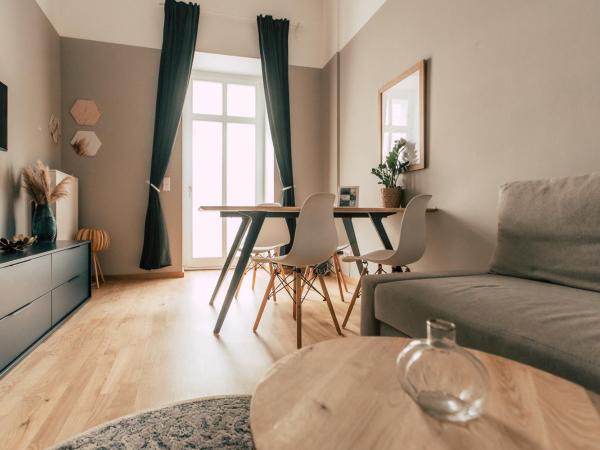 Luga Homes - Stadthaus : photo 10 de la chambre two-bedroom apartment 