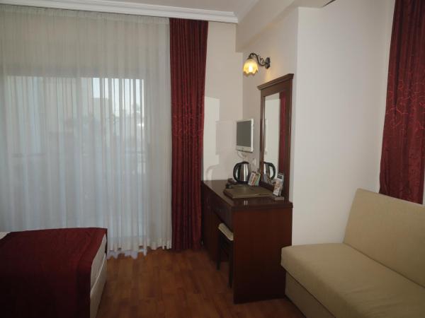 STELLA HOTEL&Spa ALL INCLUSIVE : photo 10 de la chambre chambre triple confort