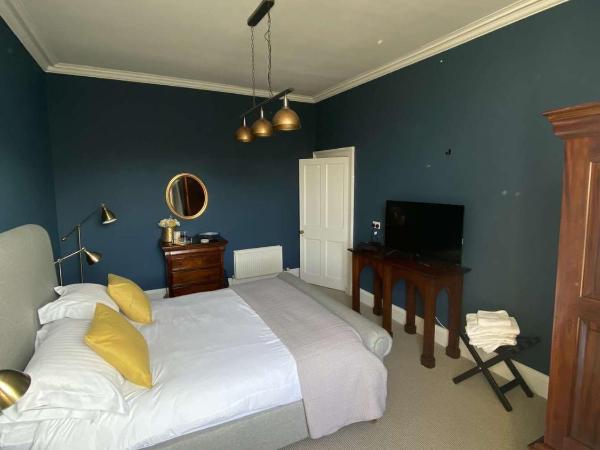 West End Townhouse : photo 3 de la chambre chambre lit king-size supérieure