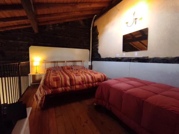 Al Mare In Città : photo 2 de la chambre chambre quadruple avec balcon 