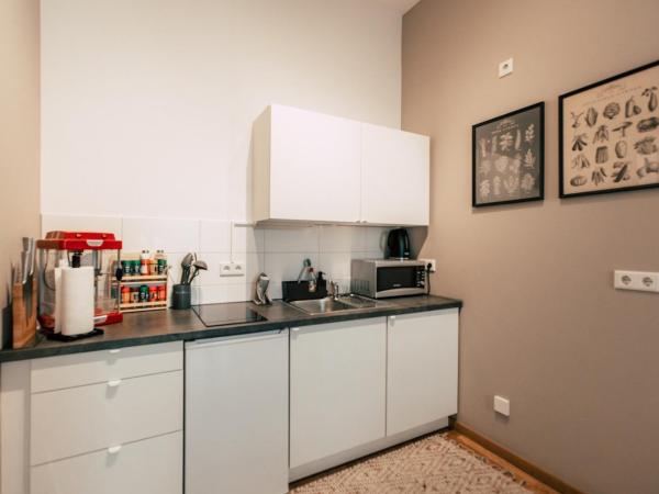 Luga Homes - Stadthaus : photo 4 de la chambre large two-bedroom apartment 