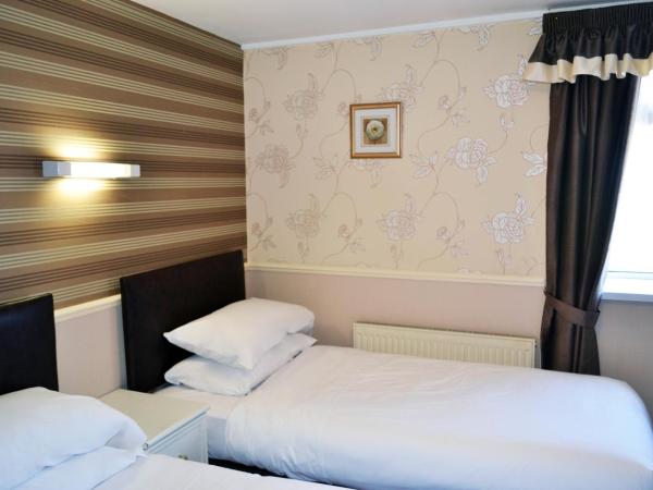 Lyndene Hotel : photo 2 de la chambre chambre lits jumeaux