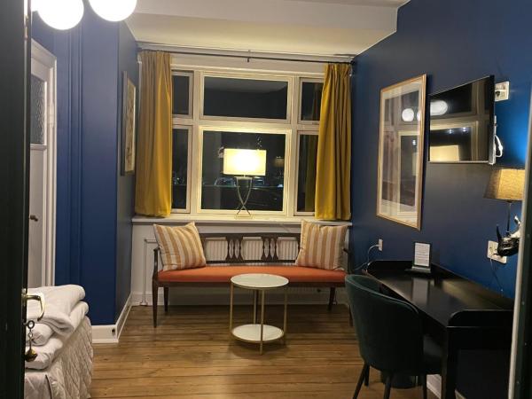 Villa A Hotel : photo 9 de la chambre chambre lits jumeaux