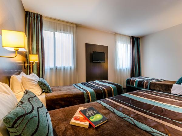 Helgon Hotel - Lourdes Pyrénées : photo 2 de la chambre chambre triple standard