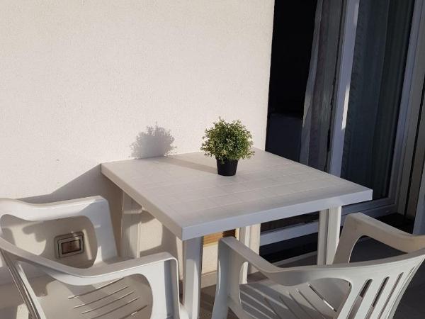 Apartment in Salerno Parco : photo 9 de la chambre chambre double Économique