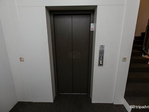 101 Guesthouse Hotel : photo 10 de la chambre chambre simple standard avec salle de bains commune