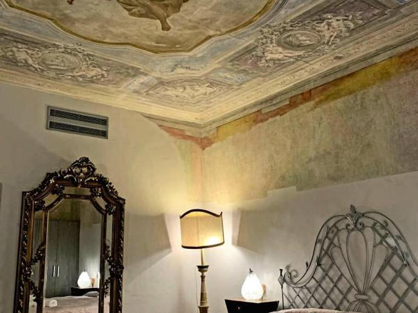 La Castellana Loft Hotel : photo 2 de la chambre chambre lit king-size supérieure
