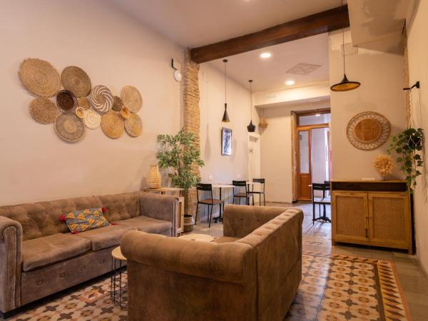 Bird House : photo 9 de la chambre chambre quadruple avec salle de bains commune